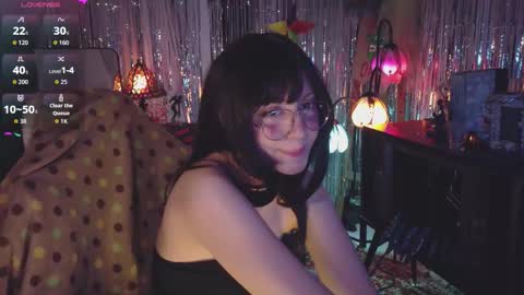 Alaska Grace       online show from March 13, 4:30 am