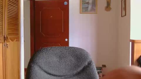 josevcam online show from April 27, 6:50 pm