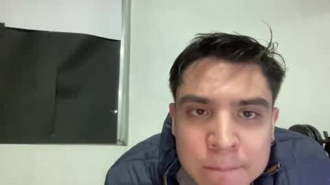 Snapshot of alber753713 chatting on June 10, 5:50 am alber753713 online show from June 10, 5:50 am