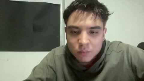 Snapshot of alber753713 chatting on June 17, 5:54 am alber753713 online show from June 17, 5:54 am