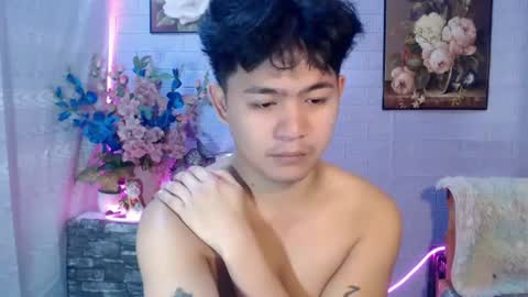 Snapshot of albertx_destroyer69 chatting on July 20, 1:53 am Albert online show from July 20, 1:53 am