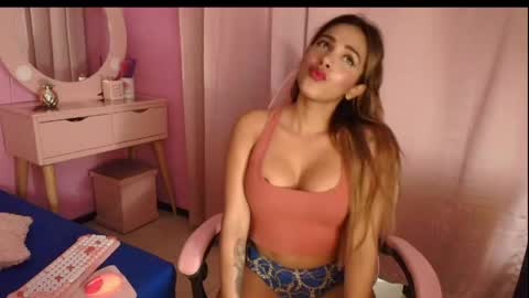 aldana_stone online show from May 31, 9:38 pm