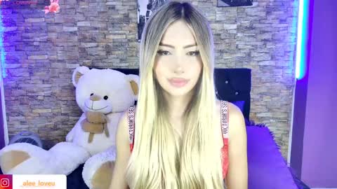 Snapshot of ale_love_ chatting on January 30, 2:38 am ALE LOVE online show from January 30, 2:38 am