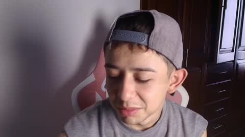 ALEC ANDREWS online show from October 9, 7:56 pm