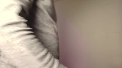 ALEC ANDREWS online show from November 18, 7:07 pm