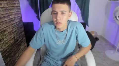 Aleck Boy online show from November 22, 8:30 pm