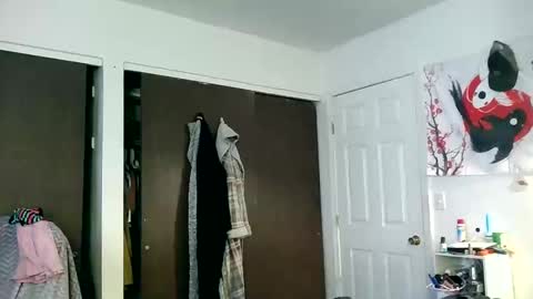 Snapshot of alecurclit chatting on December 28, 6:18 pm alecurclit online show from December 28, 6:18 pm