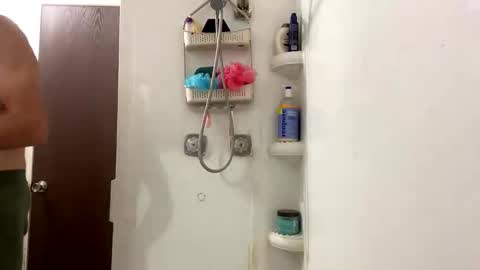 Snapshot of alecurclit chatting on November 11, 11:38 pm alecurclit online show from November 11, 11:38 pm