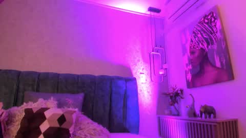 Aleera online show from March 26, 7:52 pm