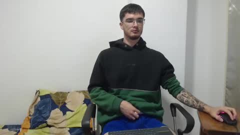 aleex_miller online show from October 8, 7:39 am