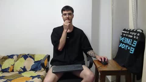 aleex_miller online show from October 16, 2:12 am