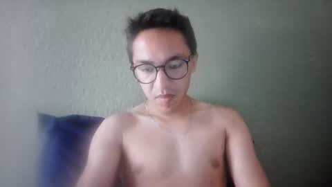 aleexrune online show from May 6, 3:17 pm