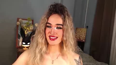 aleinacroft online show from September 25, 8:51 am