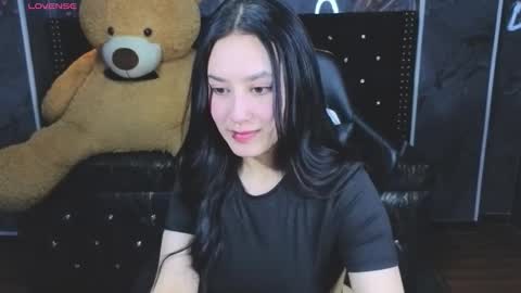 Snapshot of aleja05_b chatting on November 25, 9:48 pm aleja online show from November 25, 9:48 pm