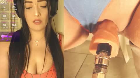 Snapshot of aleja20_ chatting on February 7, 7:45 am joha online show from February 7, 7:45 am