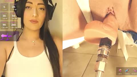 Snapshot of aleja20_ chatting on February 15, 7:27 am joha online show from February 15, 7:27 am