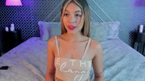 aleja_bloom online show from October 2, 11:50 am