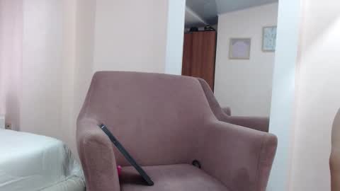 ALEJA  STEVENS online show from December 3, 6:38 pm