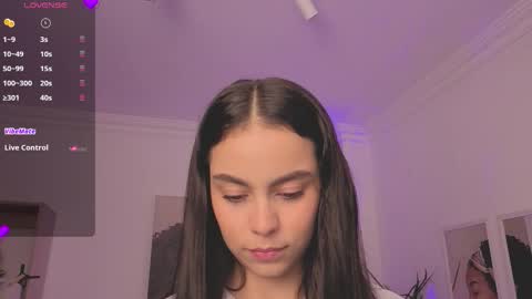 Snapshot of alejaa___ chatting on February 7, 11:25 am Alejandra online show from February 7, 11:25 am