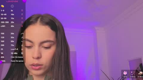 Snapshot of alejaa___ chatting on February 9, 11:36 am Alejandra online show from February 9, 11:36 am