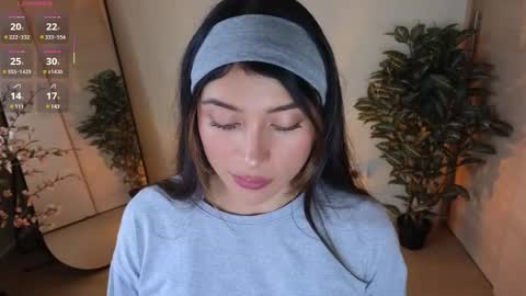 Snapshot of alejandhra chatting on February 24, 9:31 pm Alejandhra online show from February 24, 9:31 pm