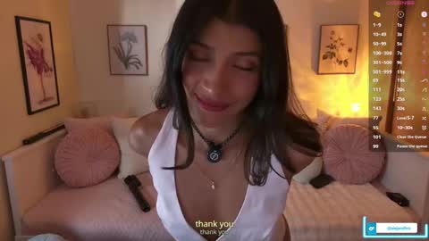 Snapshot of alejandhra chatting on May 3, 1:28 pm Alejandhra online show from May 3, 1:28 pm