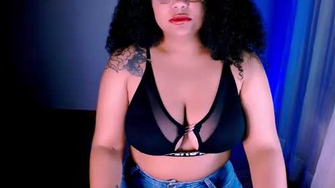 Alejandra  online show from January 28, 11:28 pm