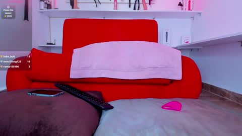 Snapshot of alejandra_dunn chatting on January 28, 6:28 pm Alejandra online show from January 28, 6:28 pm