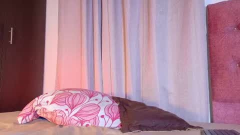 Snapshot of alejandra_dunn1 chatting on July 20, 7:05 pm alejandra_dunn1 online show from July 20, 7:05 pm