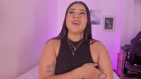 Alejandra online show from March 4, 1:50 pm