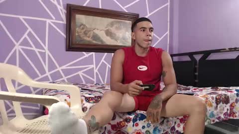 alejandrocock online show from November 3, 11:15 pm