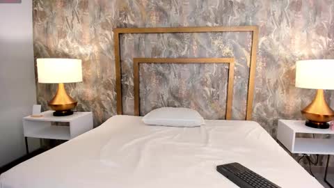          online show from November 29, 3:09 am