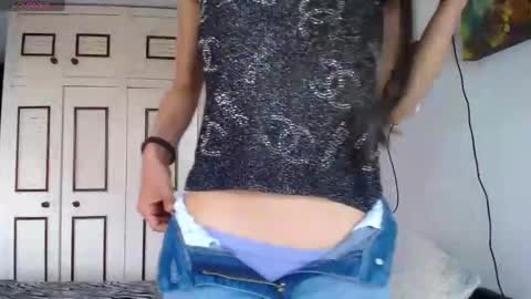 alejaxxxhot online show from November 22, 8:19 pm