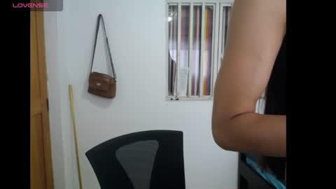 alejaxxxhot online show from July 18, 9:51 pm