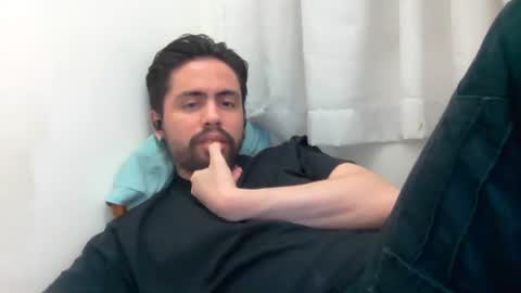 alejo_shy online show from November 1, 8:22 pm