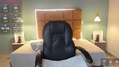 ALejoo Saenz online show from November 13, 2:43 am