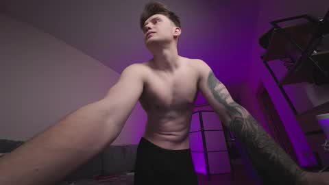 Alex and Linar online show from November 23, 4:18 pm