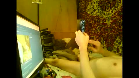 Snapshot of alekss4 chatting on January 14, 6:49 pm alekss4 online show from January 14, 6:49 pm