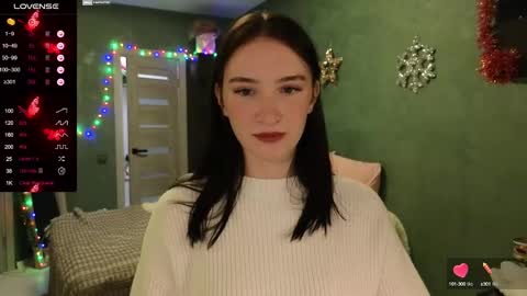 Alena online show from December 5, 4:34 pm