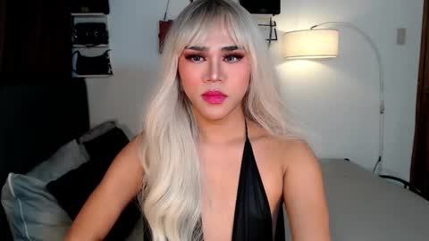 alenajones online show from January 22, 7:03 am