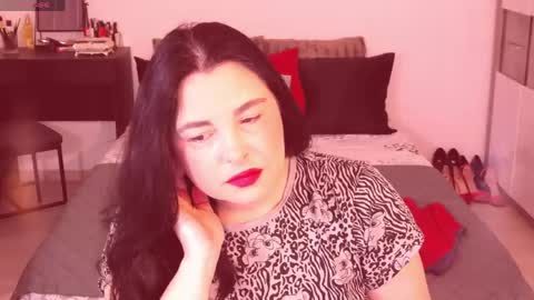 Snapshot of alenni chatting on May 11, 3:01 am Alenni online show from May 11, 3:01 am