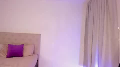 Alesay online show from January 19, 3:32 am