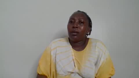 Noreen Kennth and Emilly online show from February 4, 6:41 am