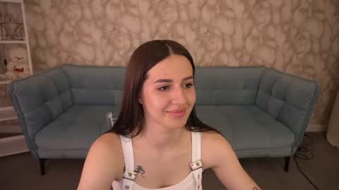 Snapshot of alesiadessmond chatting on June 20, 7:05 pm alesiadessmond online show from June 20, 7:05 pm