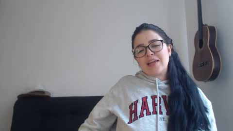Aleska online show from October 2, 3:30 pm