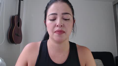 Snapshot of aleska_bell69 chatting on May 13, 4:04 pm Aleska online show from May 13, 4:04 pm