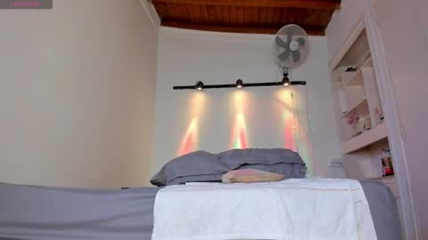 Alessa online show from December 16, 10:09 am