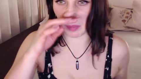 Snapshot of alessandra_foxy chatting on February 15, 6:01 pm Sandra online show from February 15, 6:01 pm