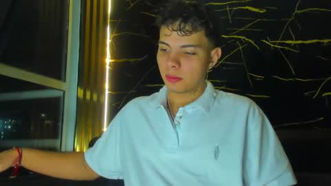 Alessandro online show from April 2, 4:10 am