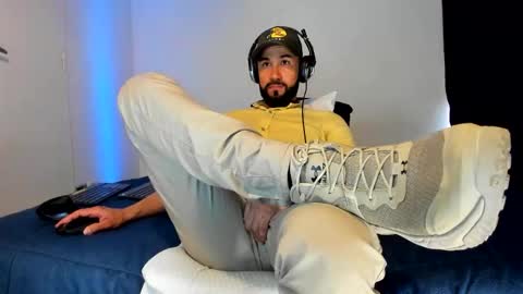 ALESSANDRO  WYE online show from December 16, 2:11 pm